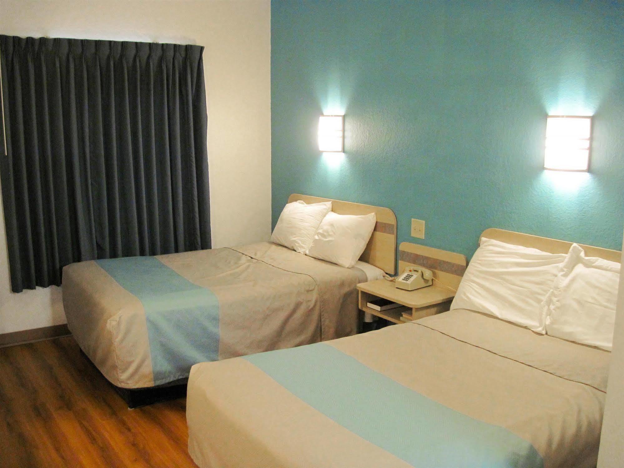 Motel 6-Avoca, Ia Экстерьер фото